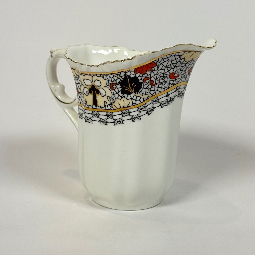 Vintage Royal Grafton Dynasty Bone China Creamer Ming Chinese Design England